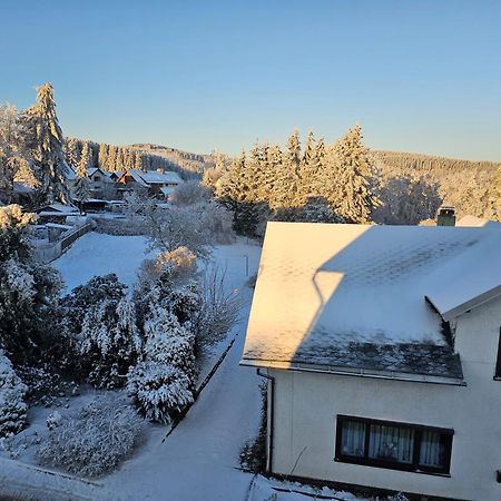 Gehlberger Landhaus Am Schneekopf / Ferienwohnung Suhl Exterior foto