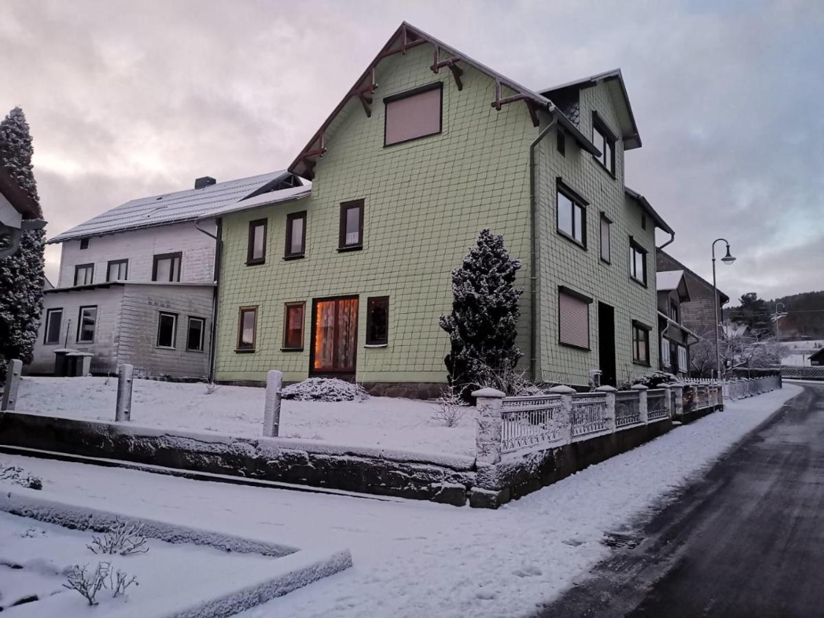 Gehlberger Landhaus Am Schneekopf / Ferienwohnung Suhl Exterior foto