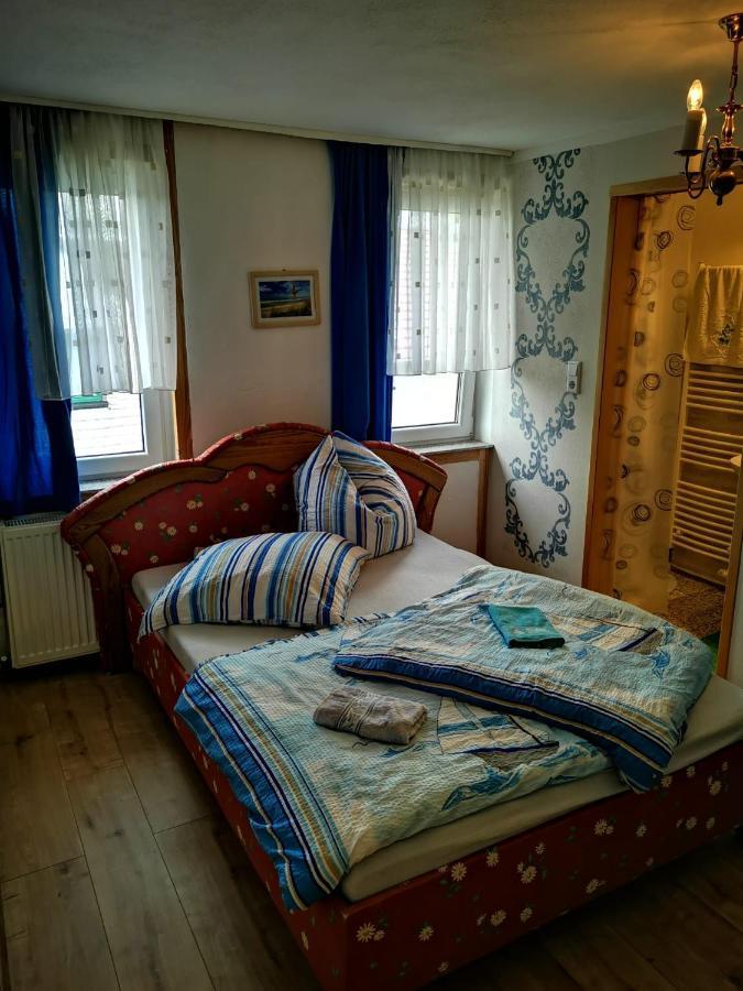 Gehlberger Landhaus Am Schneekopf / Ferienwohnung Suhl Exterior foto